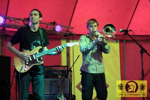 Afrodisiak (CZ) 5. Mighty Sounds Festival, Tabor CZ  - Band Zone Stage 17. Juli 2009 (7).jpg